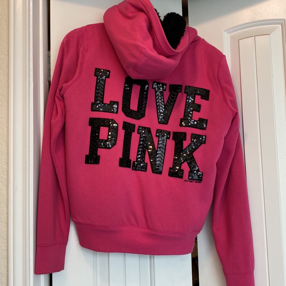 VS Pink Hoodie HOT Pink with fax fur lining